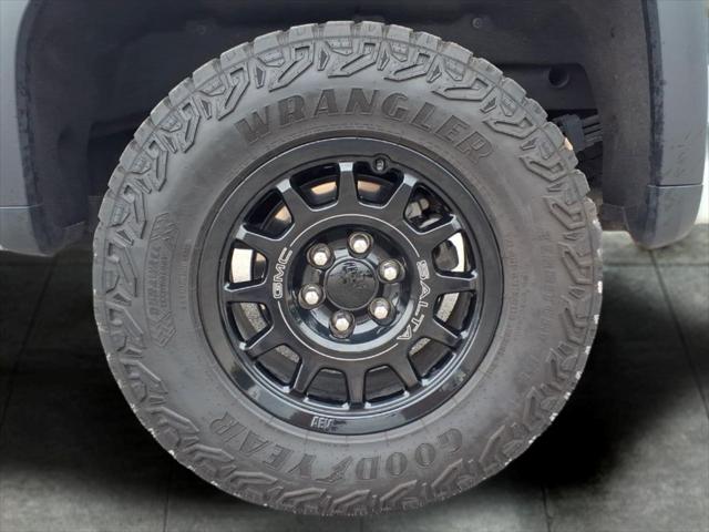 2024 GMC Sierra 1500 4WD Crew Cab Short Box AT4X