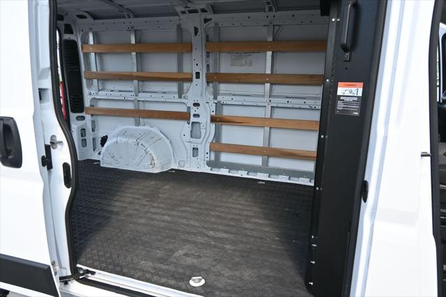 2023 Ram ProMaster 2500 Cargo Van Low Roof 136" WB