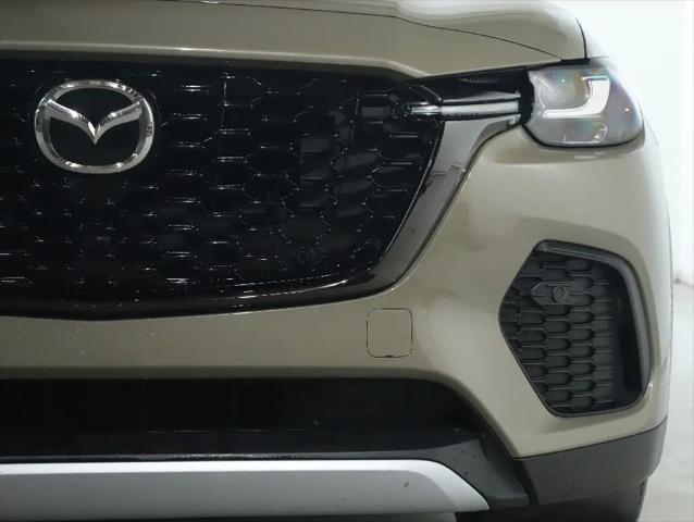2025 Mazda CX-70 Premium Package
