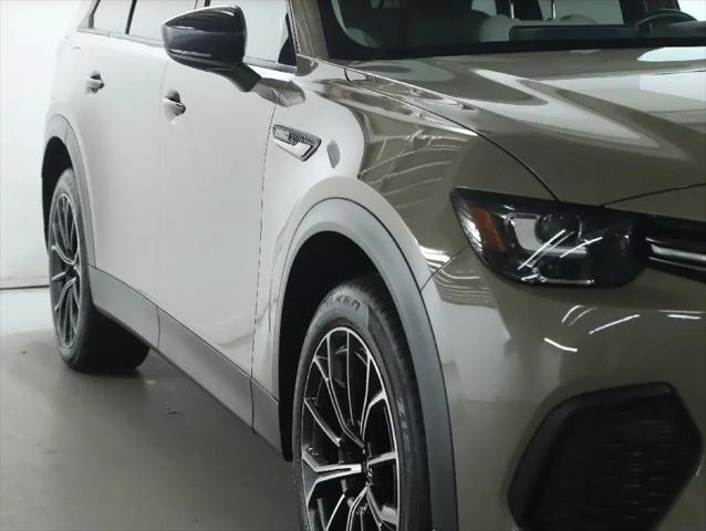 2025 Mazda CX-70 Premium Package