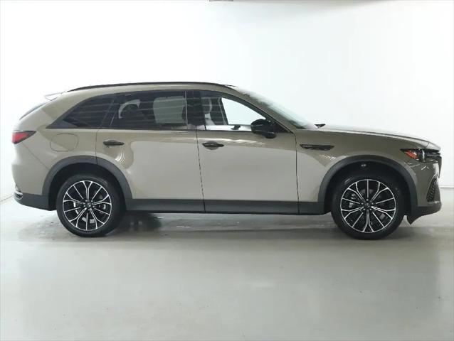 2025 Mazda CX-70 Premium Package