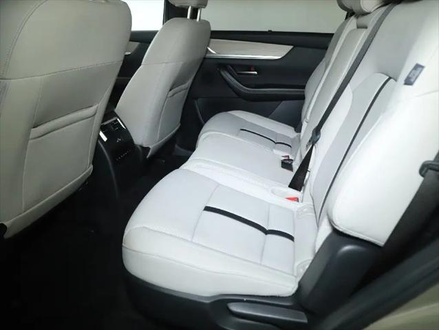 2025 Mazda CX-70 Premium Package