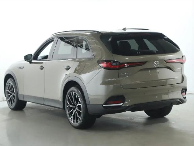 2025 Mazda CX-70 Premium Package