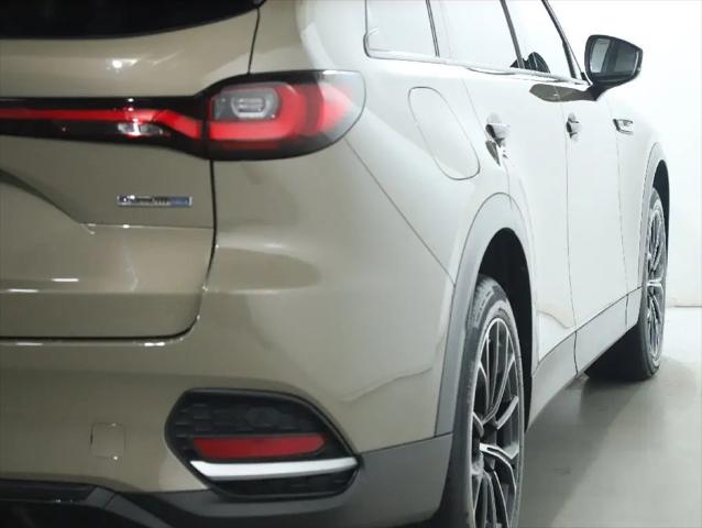 2025 Mazda CX-70 Premium Package