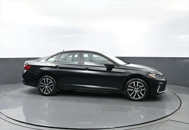 2025 Volkswagen Jetta 1.5T SE