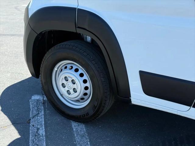 2025 Ram ProMaster 2500 Cargo Van Tradesman High Roof 159" WB w/Pass Seat