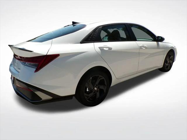 2026 Hyundai Elantra Hybrid SEL Sport