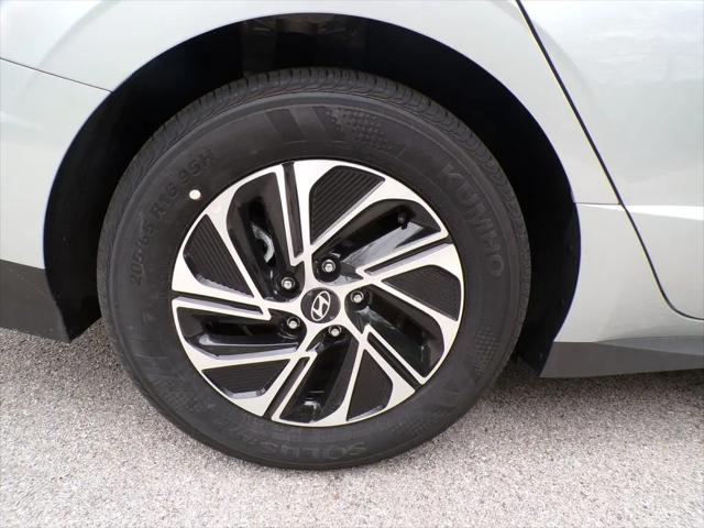 2026 Hyundai Sonata Hybrid Blue