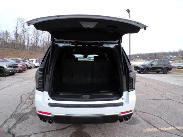 2026 Chevrolet Suburban Premier, 4WD