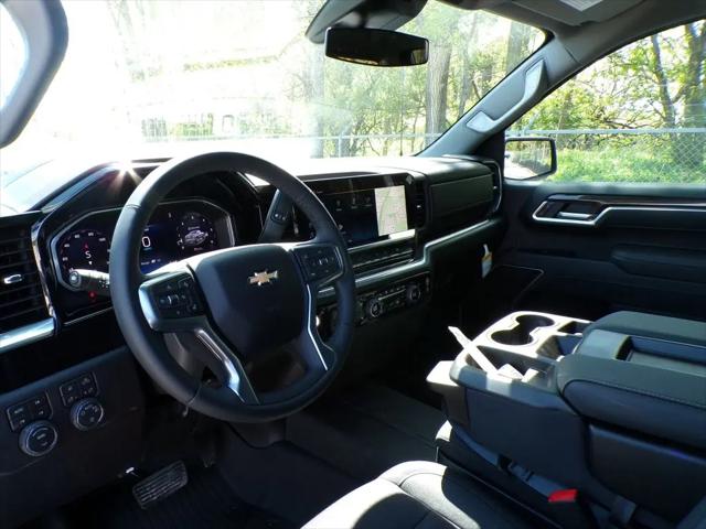 2026 Chevrolet Silverado 1500 4WD Crew Cab Standard Bed LT