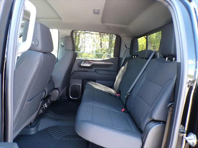 2026 Chevrolet Silverado 1500 4WD Crew Cab Standard Bed LT