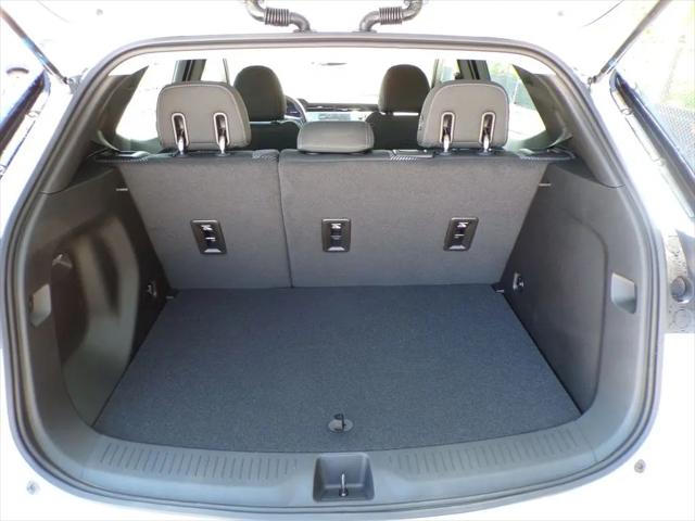 2027 Chevrolet Bolt LT FWD