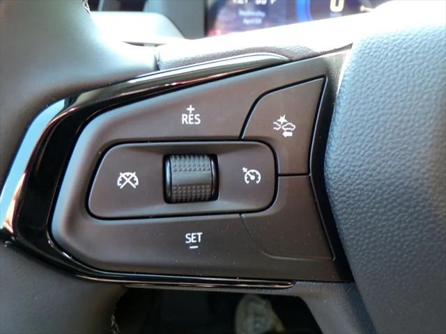 2027 Chevrolet Bolt LT FWD