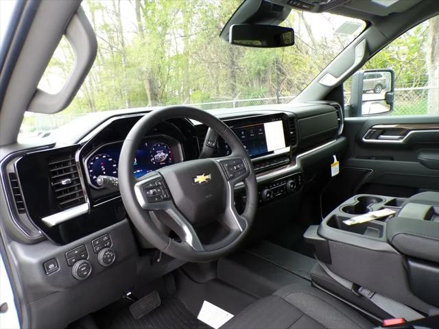 2026 Chevrolet Silverado 2500HD Crew Cab, Standard Bed, LT, 4WD