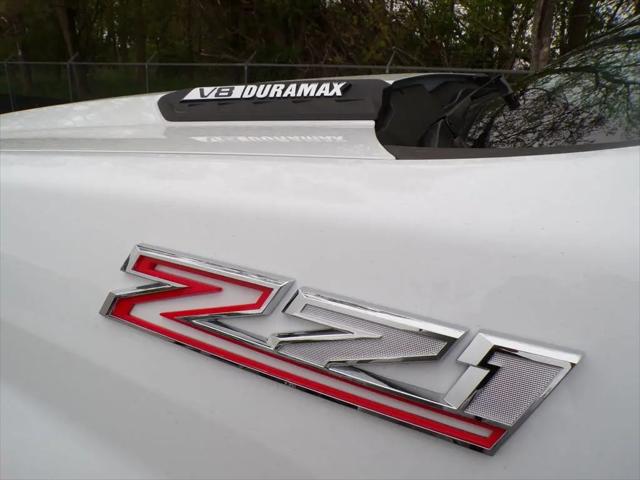 2026 Chevrolet Silverado 2500HD Crew Cab, Standard Bed, LT, 4WD