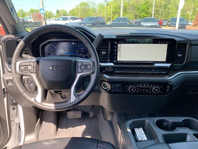 2023 Chevrolet Silverado 1500 4WD Crew Cab Short Bed RST