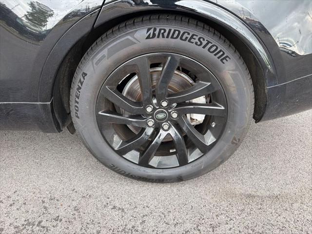 2020 Land Rover Discovery Landmark Edition