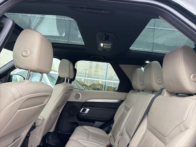 2020 Land Rover Discovery Landmark Edition