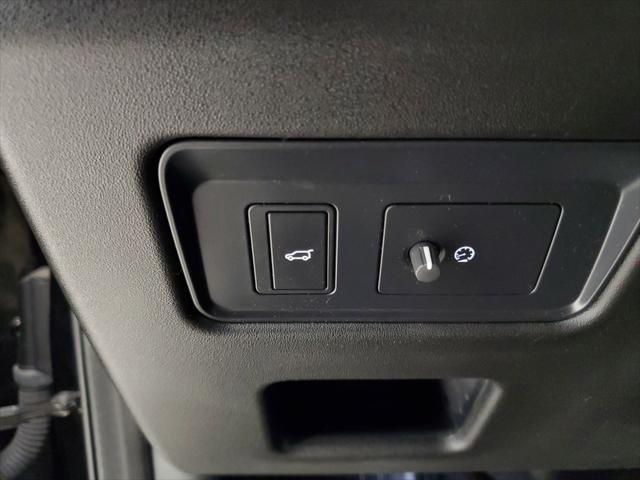 2020 Land Rover Discovery Landmark Edition