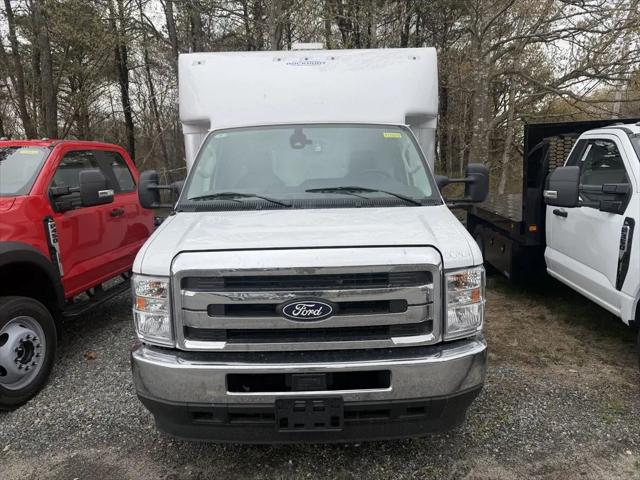 2027 Ford E-Series Cutaway E-Series Cutaway
