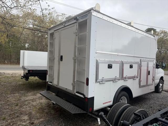 2027 Ford E-Series Cutaway E-Series Cutaway