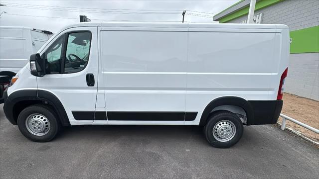 2026 Ram ProMaster Cargo Van Tradesman Low Roof 136" WB w/Pass Seat