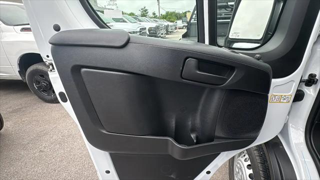 2026 Ram ProMaster Cargo Van Tradesman Low Roof 136" WB w/Pass Seat