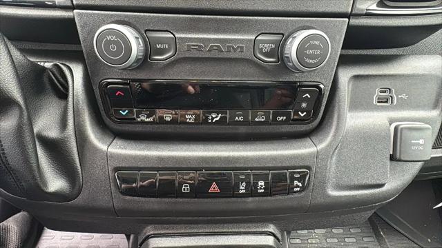 2026 Ram ProMaster Cargo Van Tradesman Low Roof 136" WB w/Pass Seat
