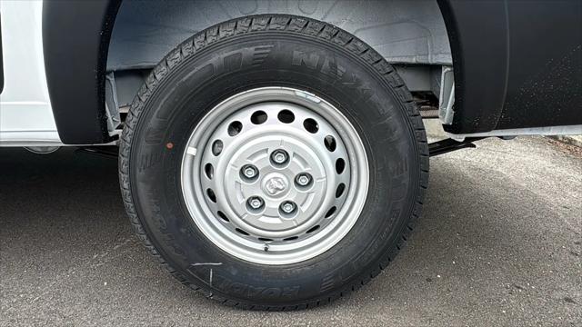 2026 Ram ProMaster Cargo Van Tradesman Low Roof 136" WB w/Pass Seat