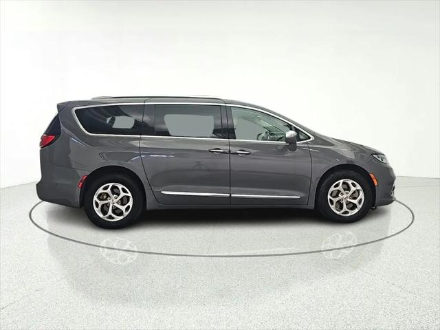 2021 Chrysler Pacifica Limited AWD