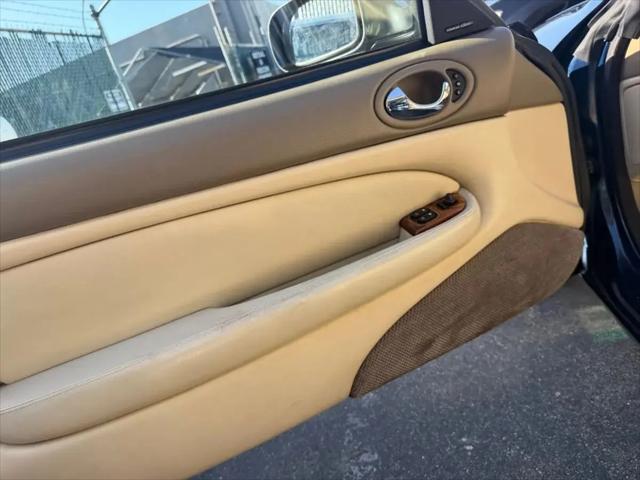 1997 Jaguar XK8 Standard