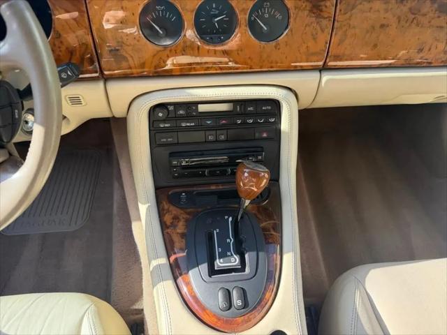 1997 Jaguar XK8 Standard