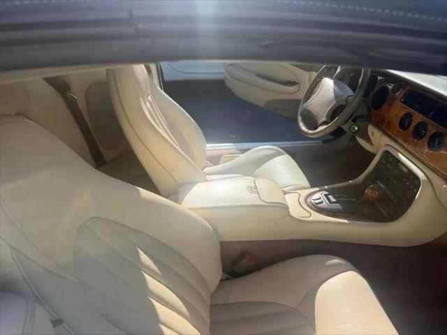 1997 Jaguar XK8 Standard