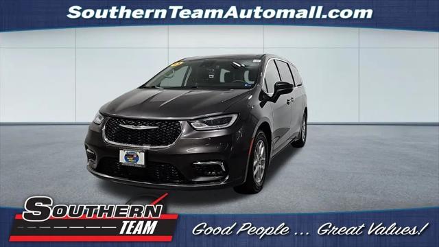2023 Chrysler Pacifica Touring L for sale in Roanoke, VA