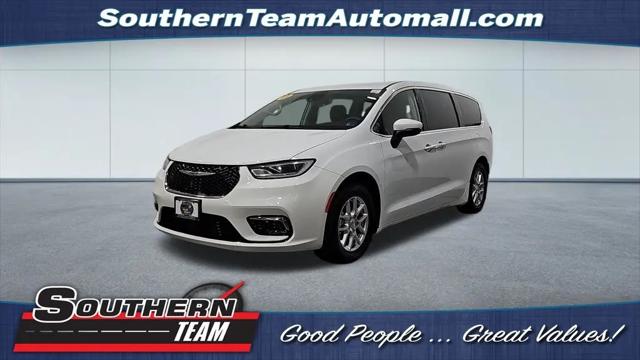 2023 Chrysler Pacifica Touring L for sale in Roanoke, VA