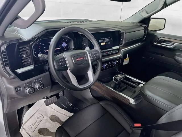 2026 GMC Sierra 1500 Crew Cab, Short Bed, SLT, 4WD