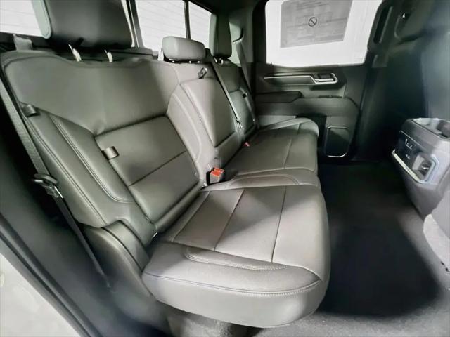 2026 GMC Sierra 1500 Crew Cab, Short Bed, SLT, 4WD
