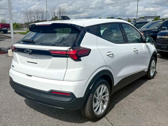 2027 Chevrolet Bolt LT FWD