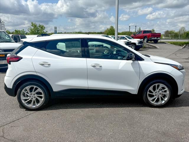 2027 Chevrolet Bolt LT FWD