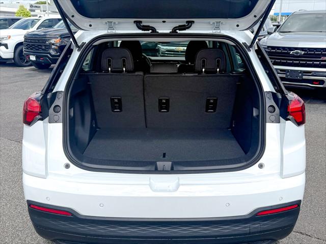 2027 Chevrolet Bolt LT FWD