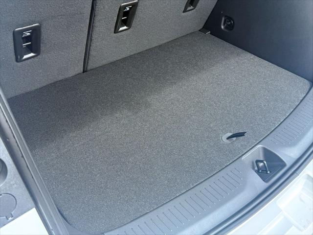 2027 Chevrolet Bolt LT FWD