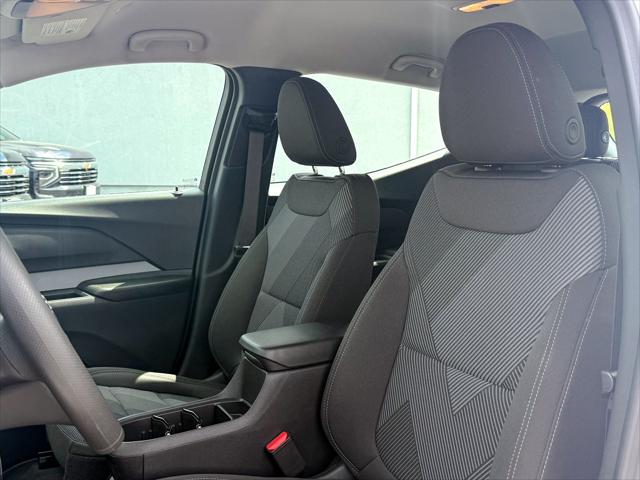 2027 Chevrolet Bolt LT FWD