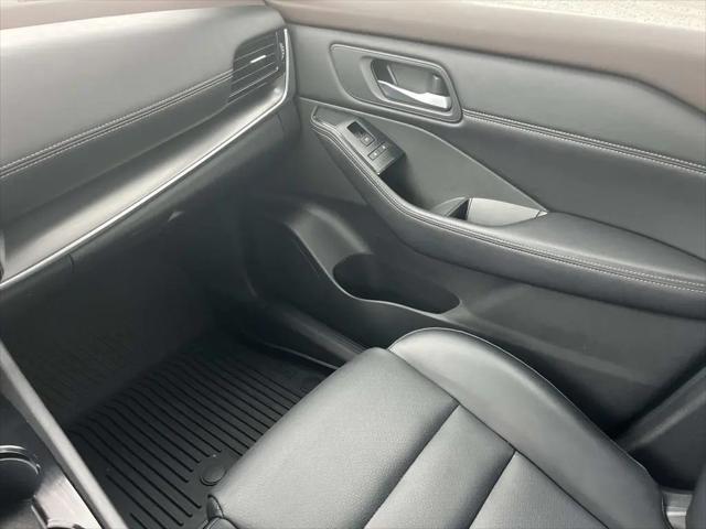 2022 Nissan Rogue SV FWD