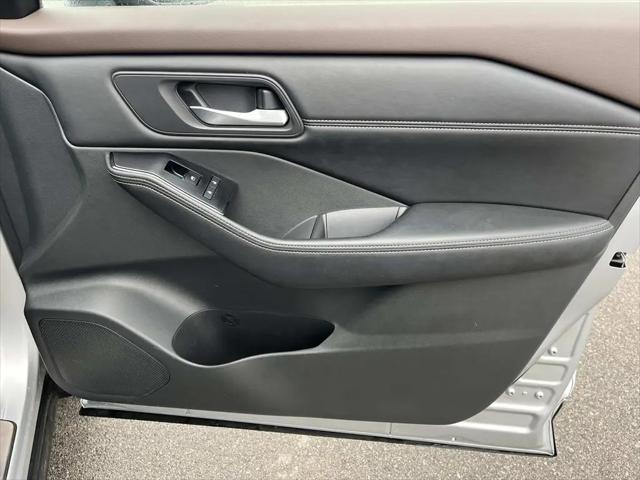 2022 Nissan Rogue SV FWD