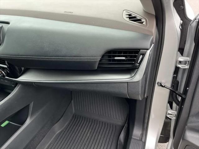 2022 Nissan Rogue SV FWD