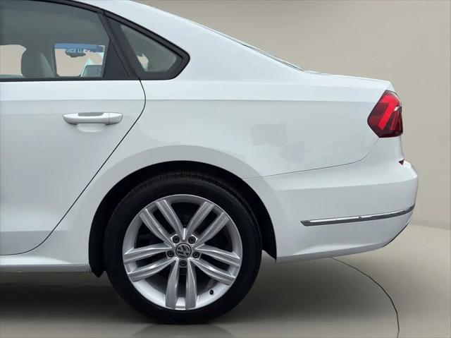2019 Volkswagen Passat 2.0T Wolfsburg Edition