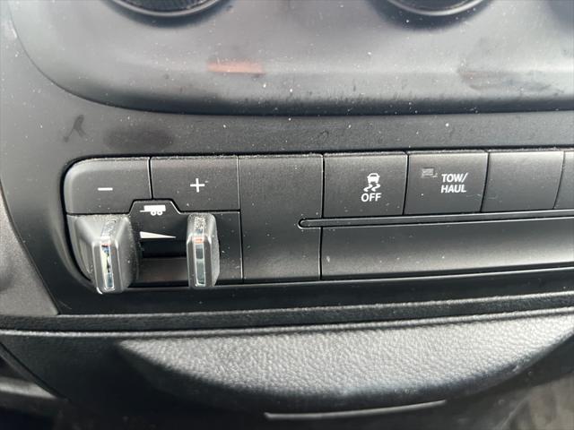 2017 Ram 1500 Tradesman Crew Cab 4x2 6'4" Box