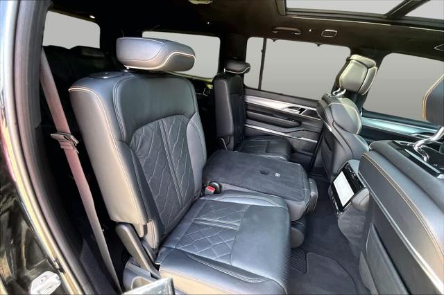 2022 Jeep Grand Wagoneer Series III 4x4
