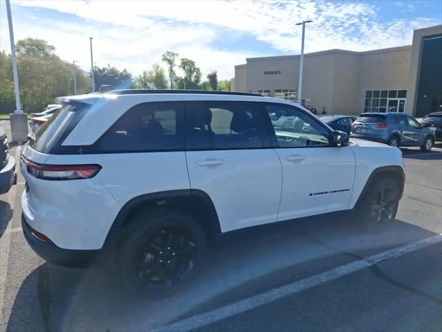 2023 Jeep Grand Cherokee Altitude 4x4