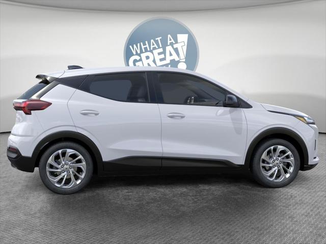 2027 Chevrolet Bolt LT FWD